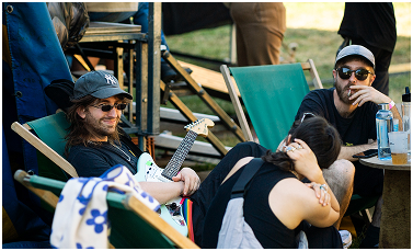 Photographie des backstage de la grande scène du Pelpass Festival du groupe Pales